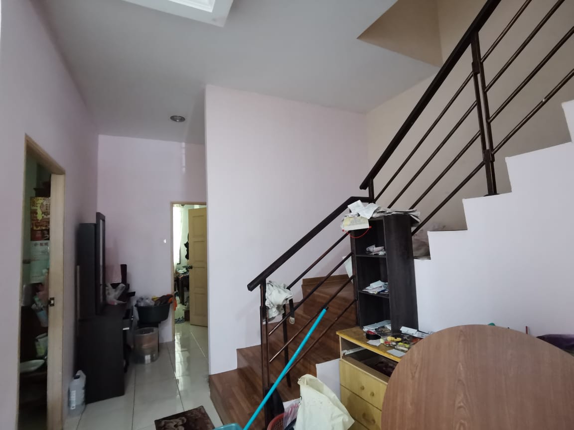 Property in Taman greenwood, Jalan Penrissen, Kuching – photo 4 of 7