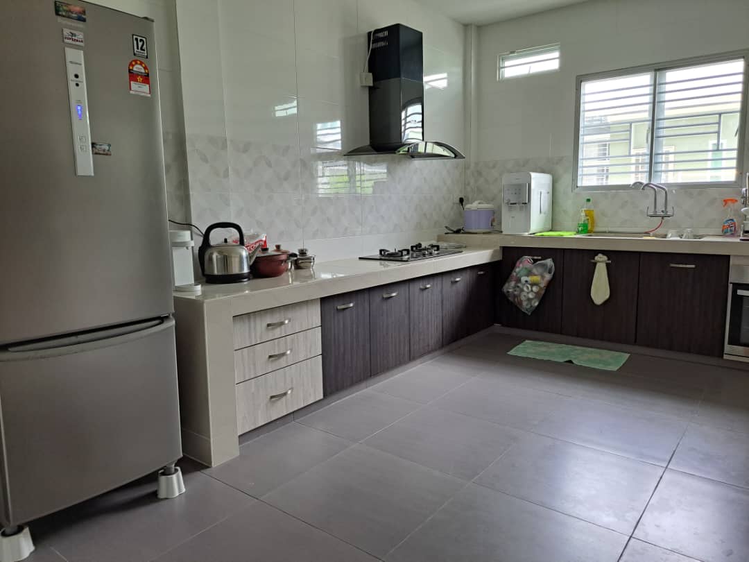 Terrace house in Tabuan Tranquility, Kuching – photo 4 of 8