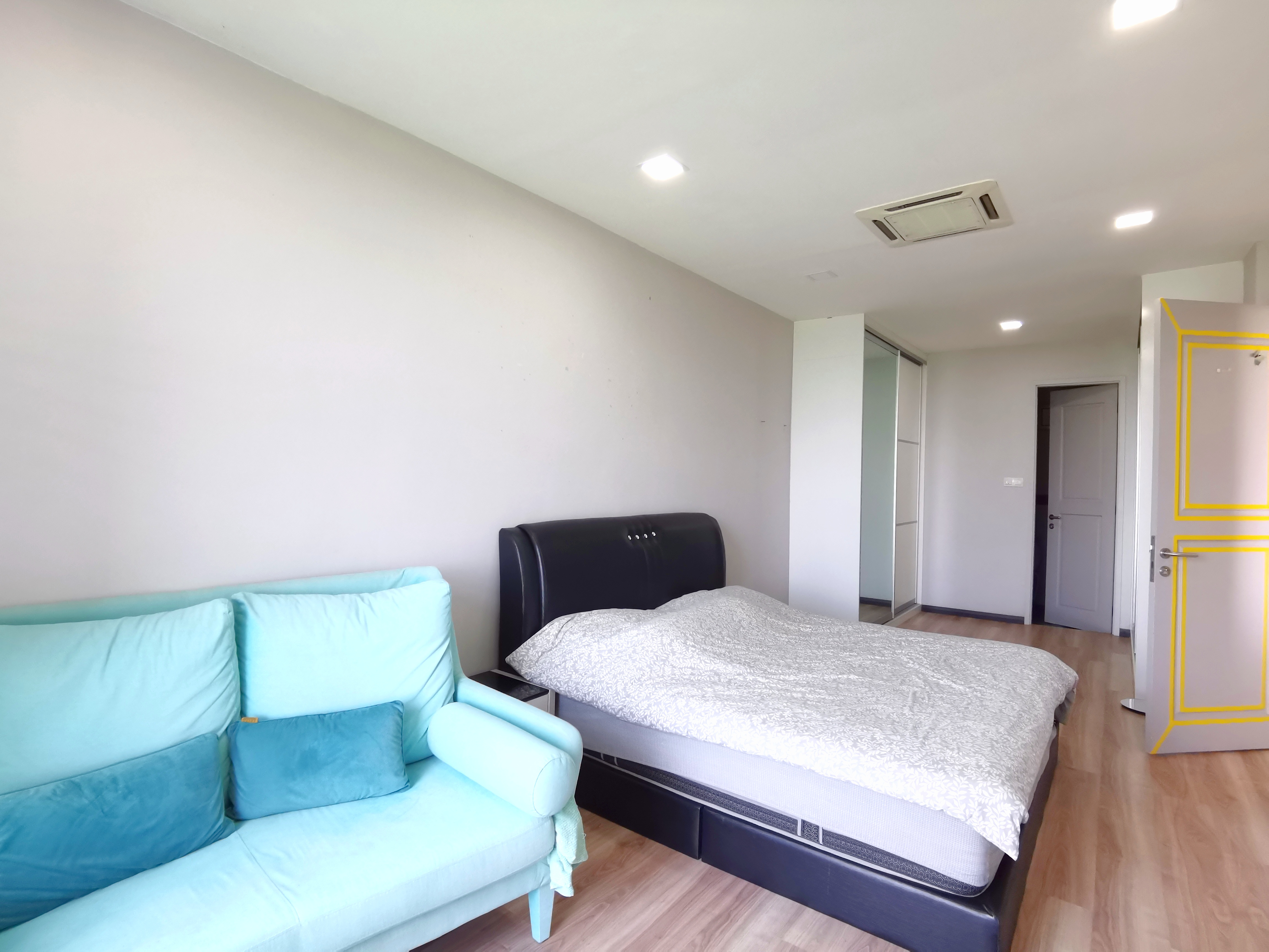Condominium in Lor Pearl Park 1, Sunny Hill Garden, Kuching – photo 5 of 10
