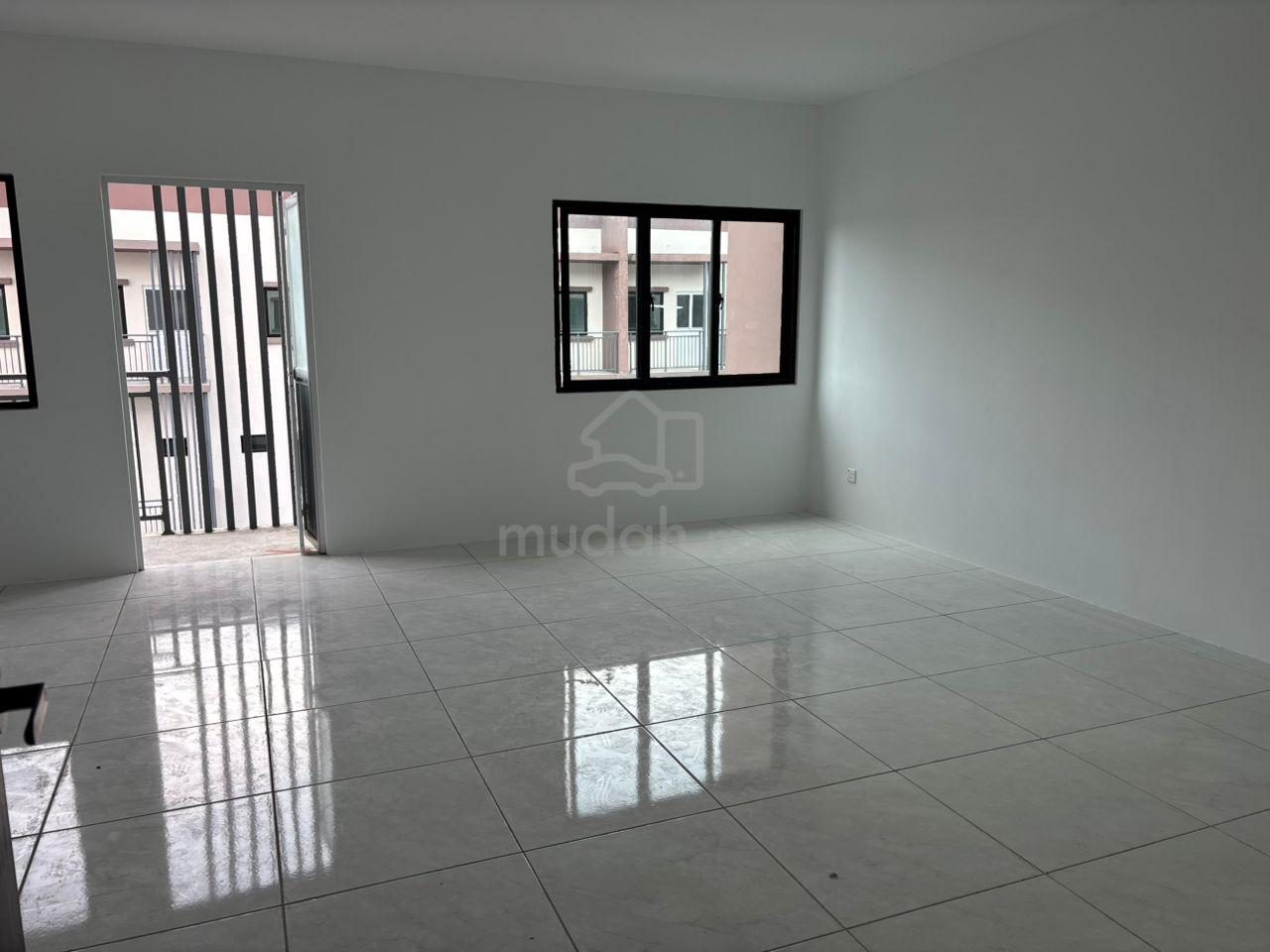 Townhouse, Kuching – photo 3 of 3