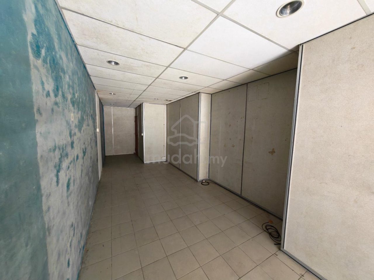 Retail space, Kuching – photo 3 of 3