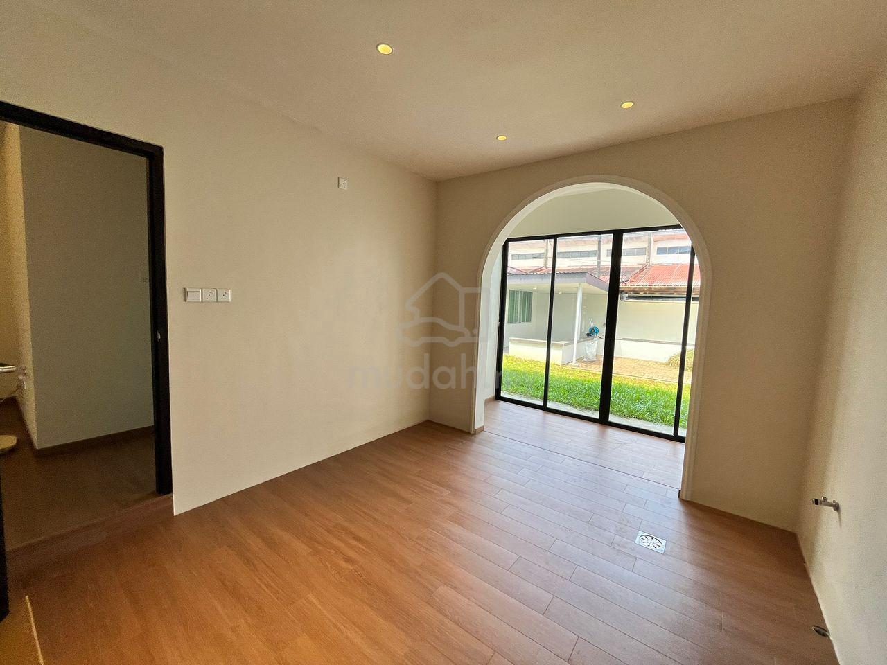 Semi-Detached House, Kuching – photo 3 of 3