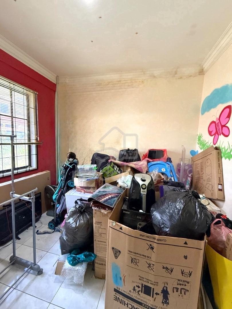1-storey Terraced House, Kuching – photo 2 of 3