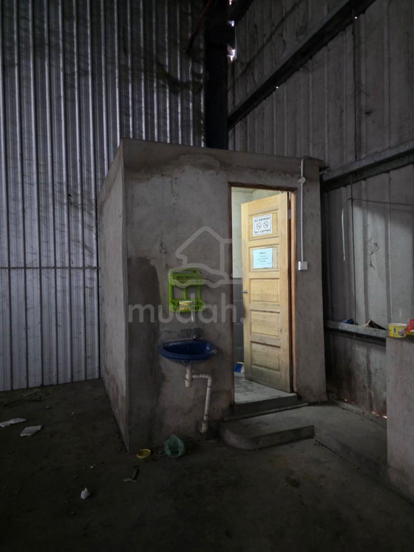 Warehouse / Factory, Kuching – photo 3 of 3