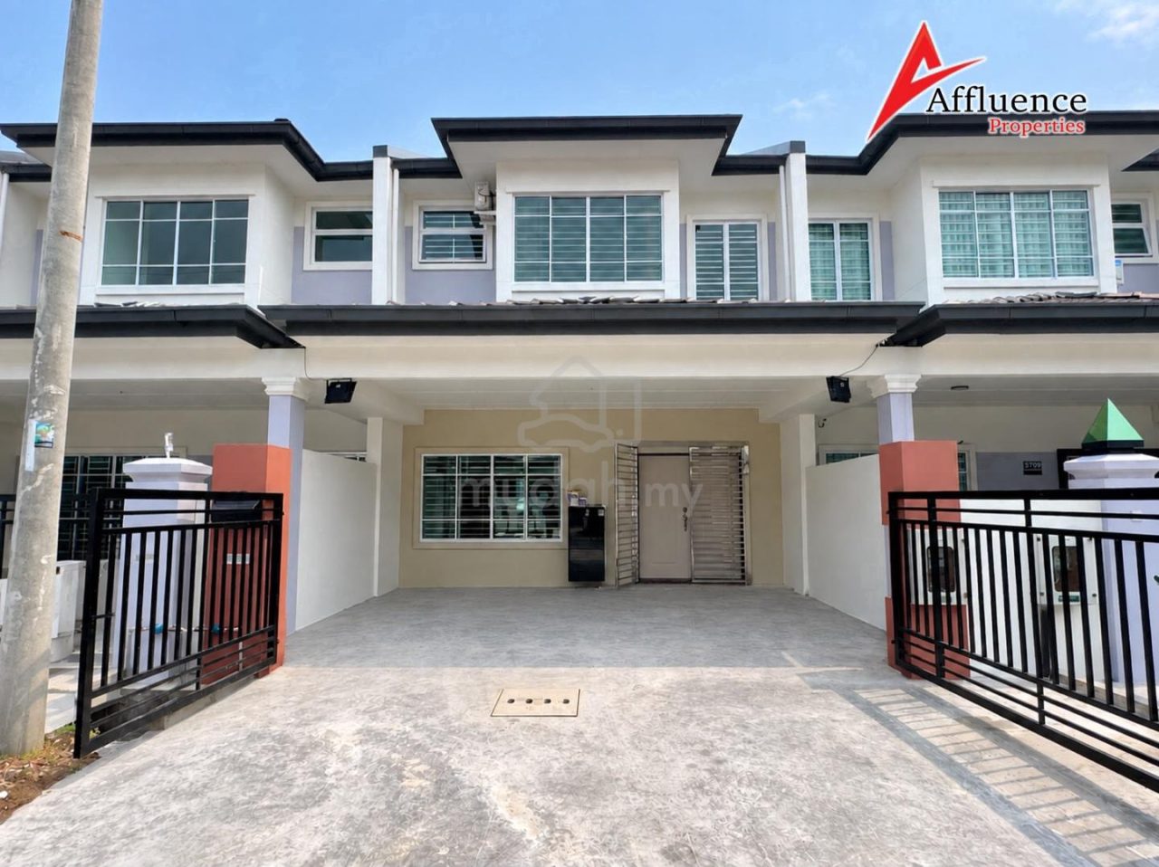 FURNISHED, Double Storey, TMN BERLIAN