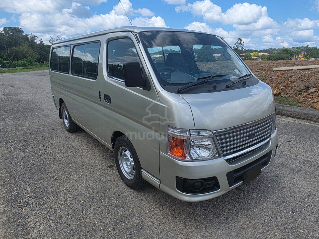 Nissan Urvan Window Van DIESEL 🚙 Manual 🔥🔥 photo 1
