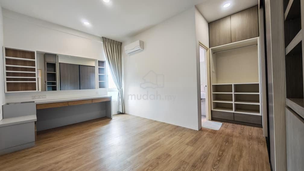 Condominium, Kuching – photo 3 of 3
