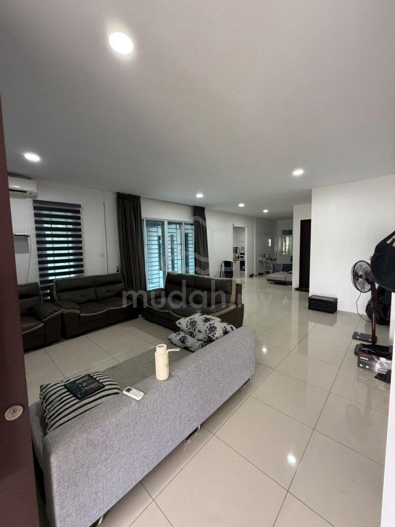 2-storey Terraced House, Kuching – photo 1 of 3