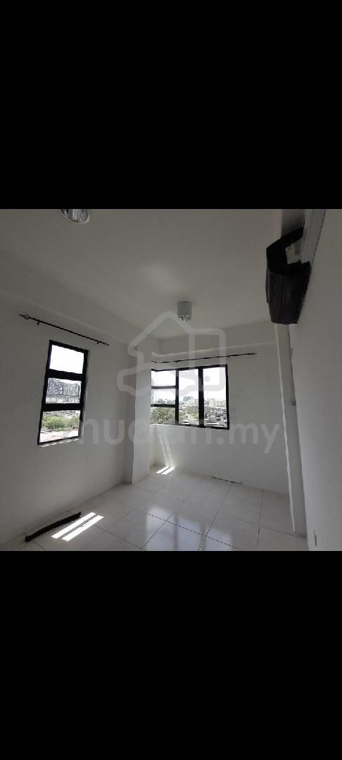 Corner Brand New Apartment at Tabuan Jaya Kuching photo 2