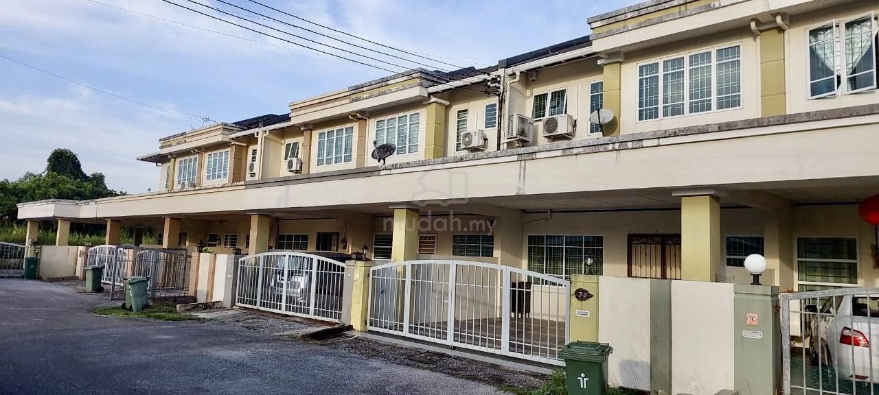 Stutong Kuching Double Storey Intermediate House photo 1