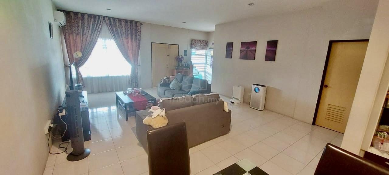 Stutong Kuching Double Storey Intermediate House photo 3