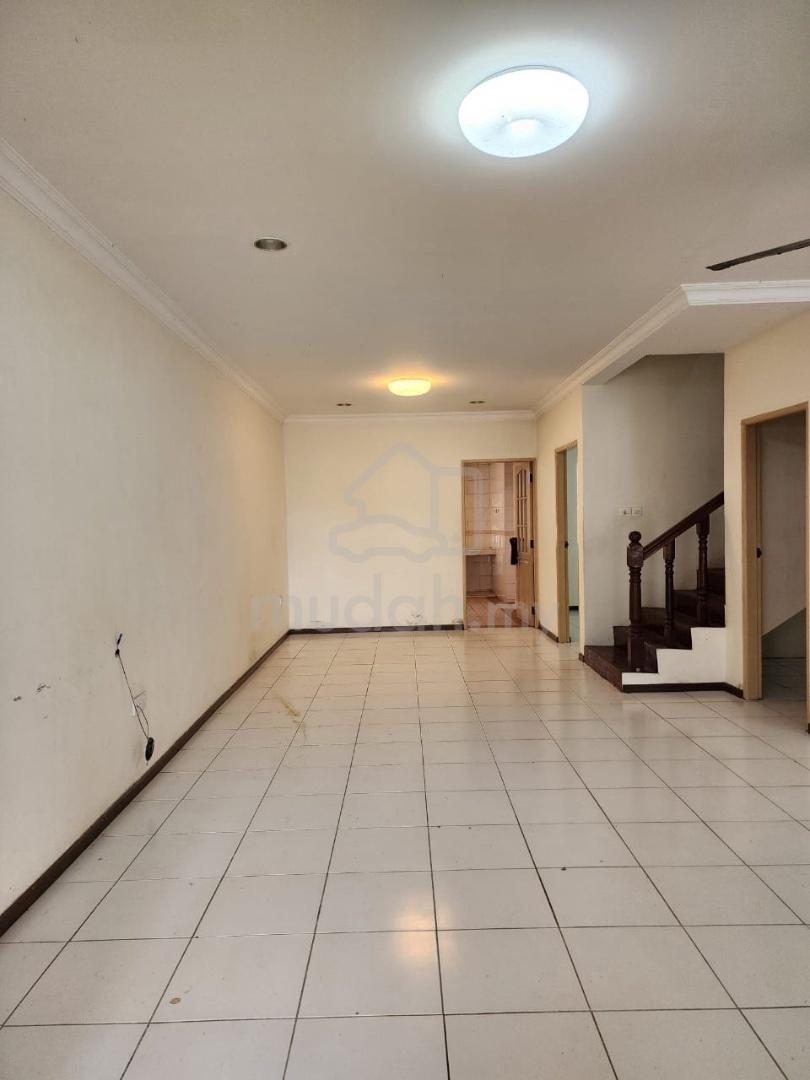 MJC Taman Royal, Jln Ensing Timur Double Storey Intermediate For Sale photo 3