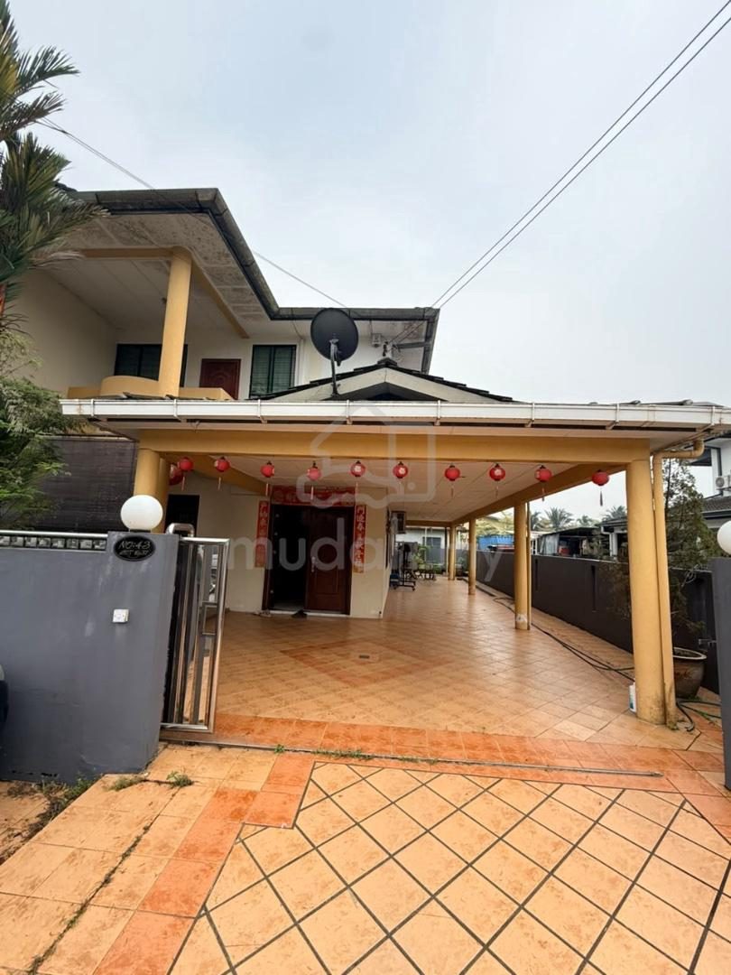 Double Storey Semi Detached at Jalan Kong Ping For Sale photo 3