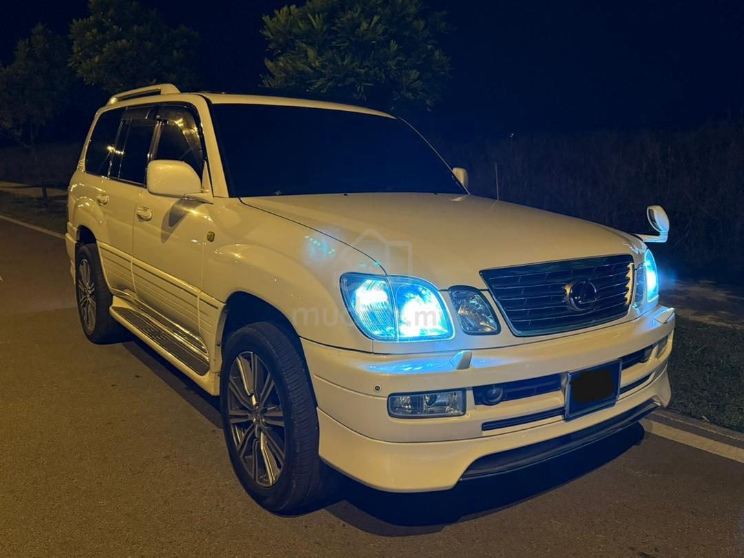 2005 Toyota Land Cruiser Cygnus UZJ100 5 Speed