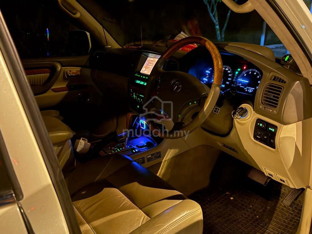 Toyota Cygnus, Kuching – photo 3 of 3