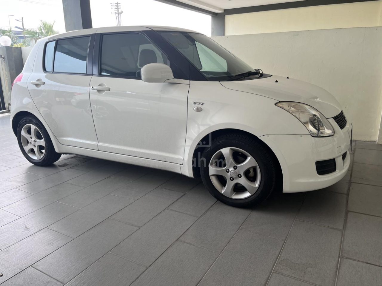 Suzuki Swift, Kuching – photo 1 of 3