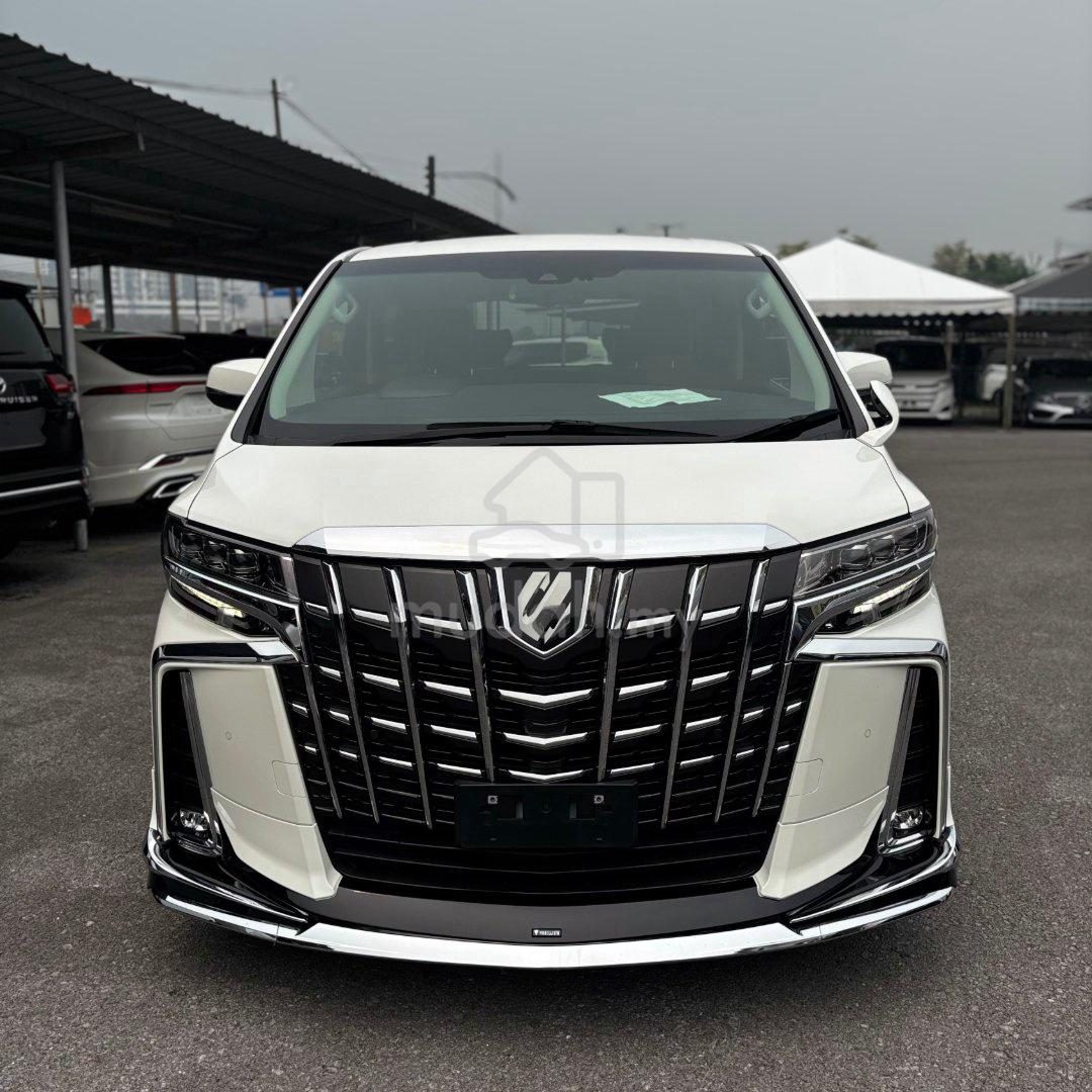 Toyota Alphard, Kuching – photo 2 of 3