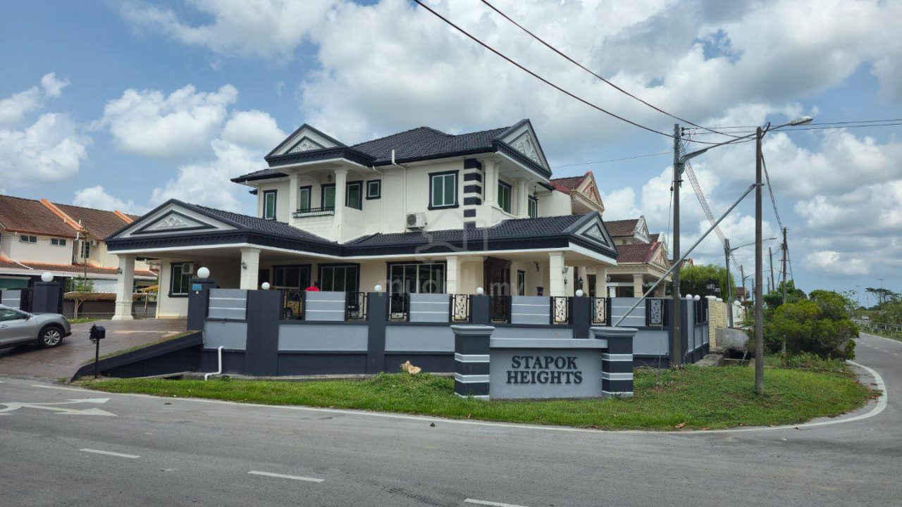 [EXCLUSIVE] Massive Corner 2 Storey Semi-D @ Stapok Heights