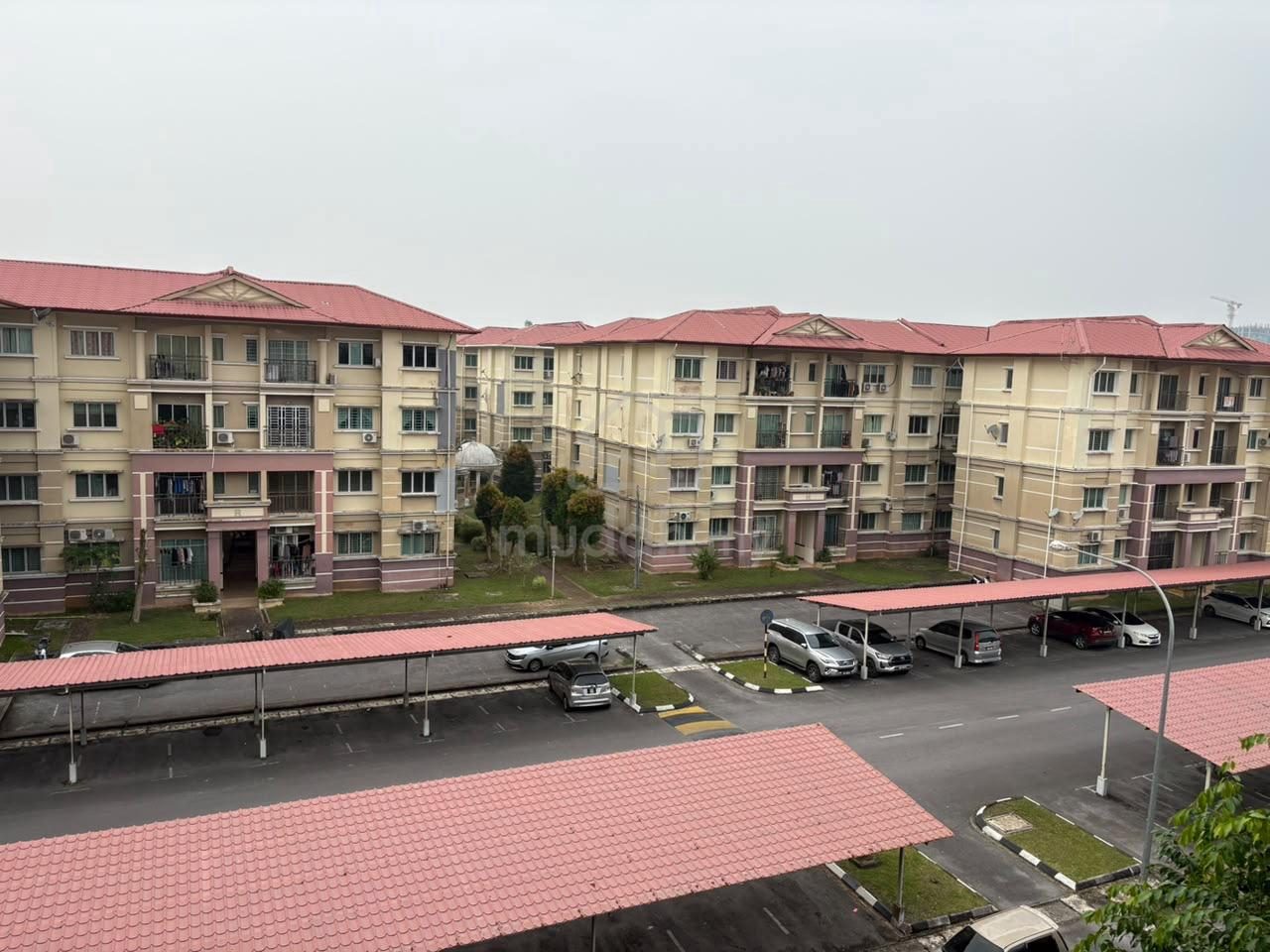 Apartment, Kuching – photo 2 of 3