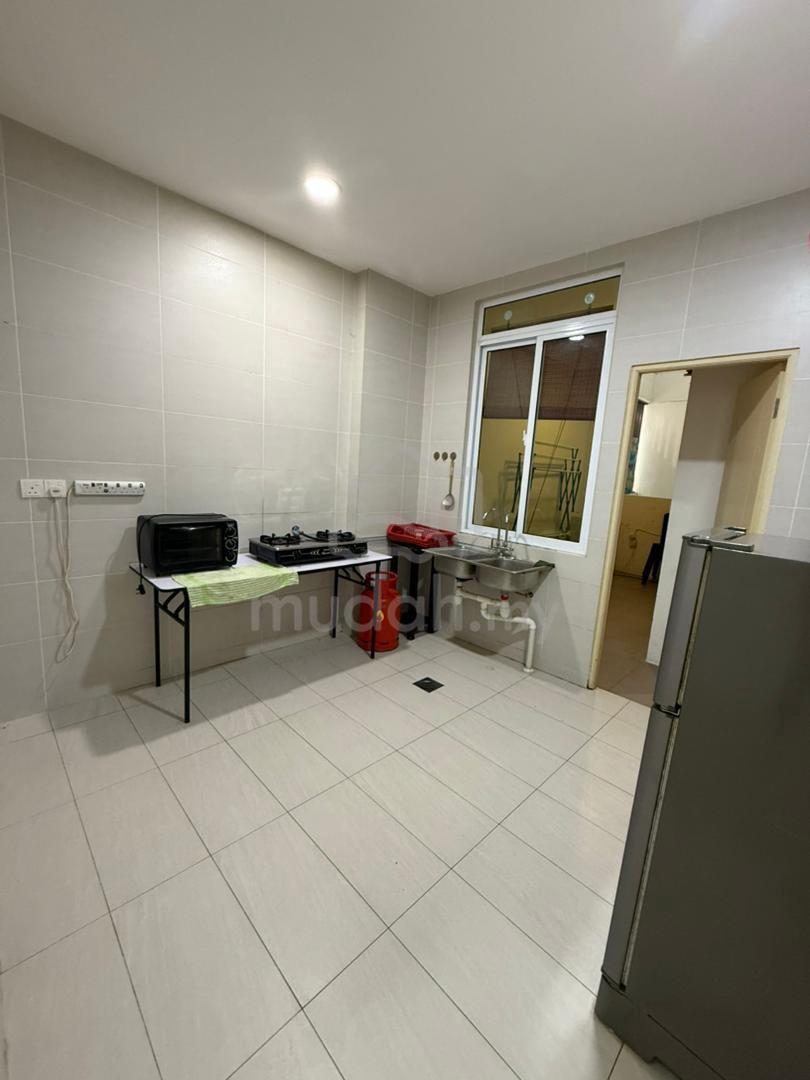 Condominium, Kuching – photo 1 of 3