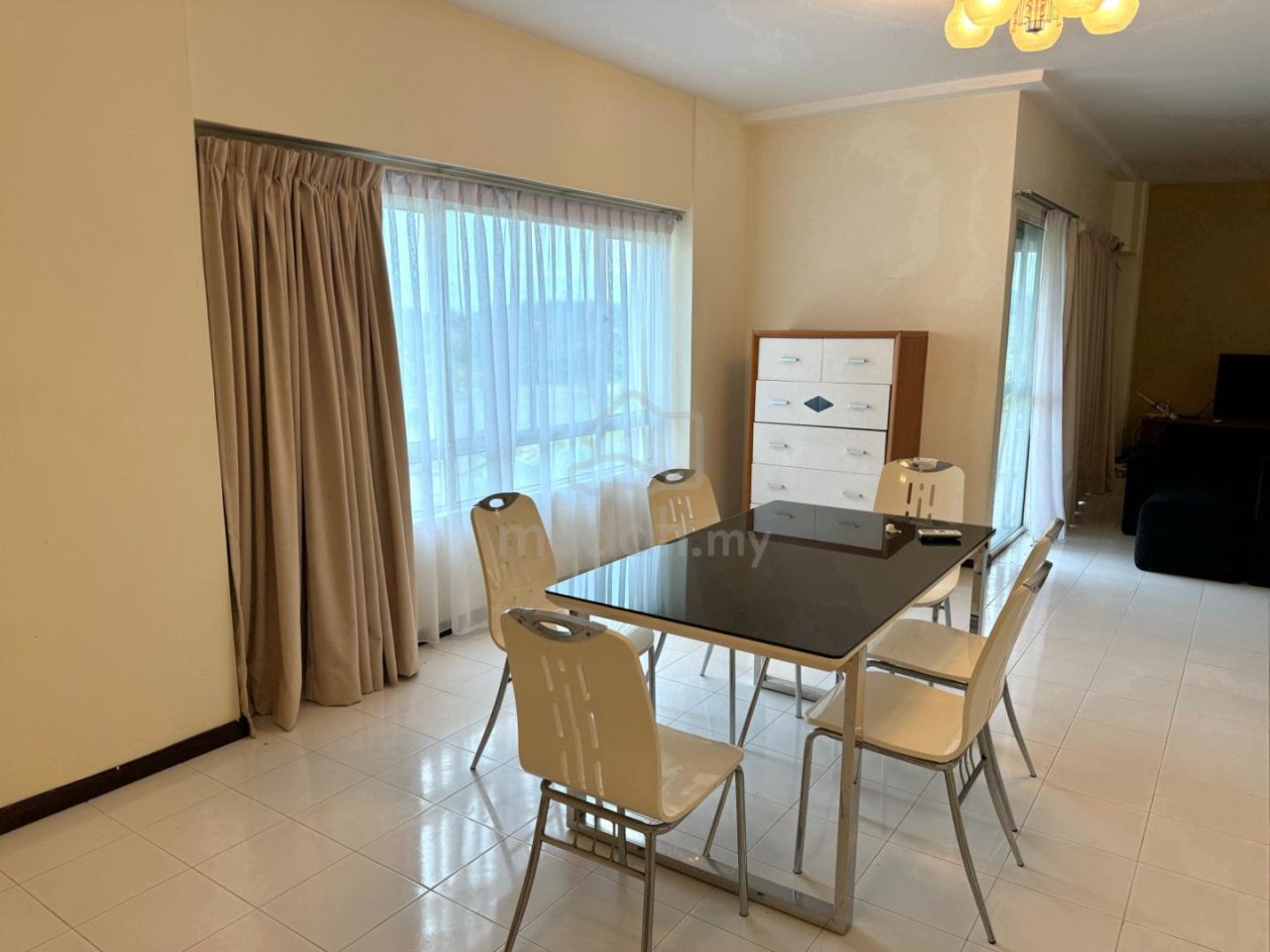 Condominium, Kuching – photo 3 of 3