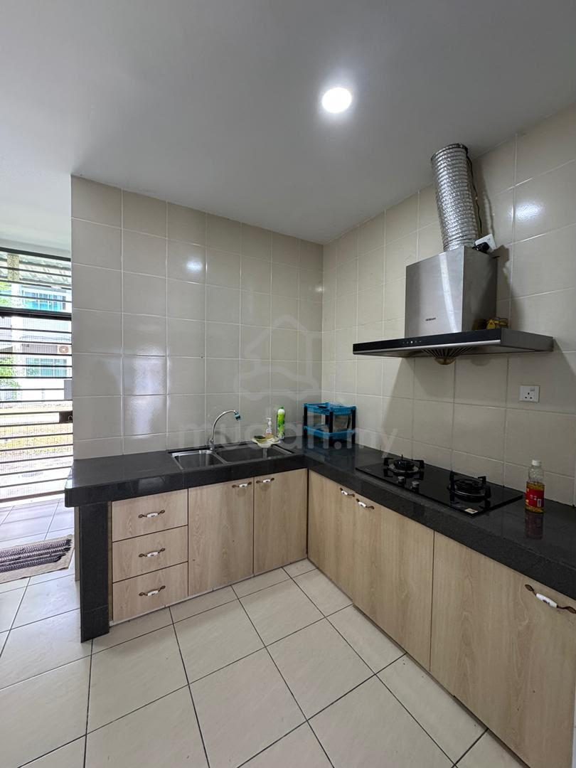 Townhouse, Kuching – photo 3 of 3