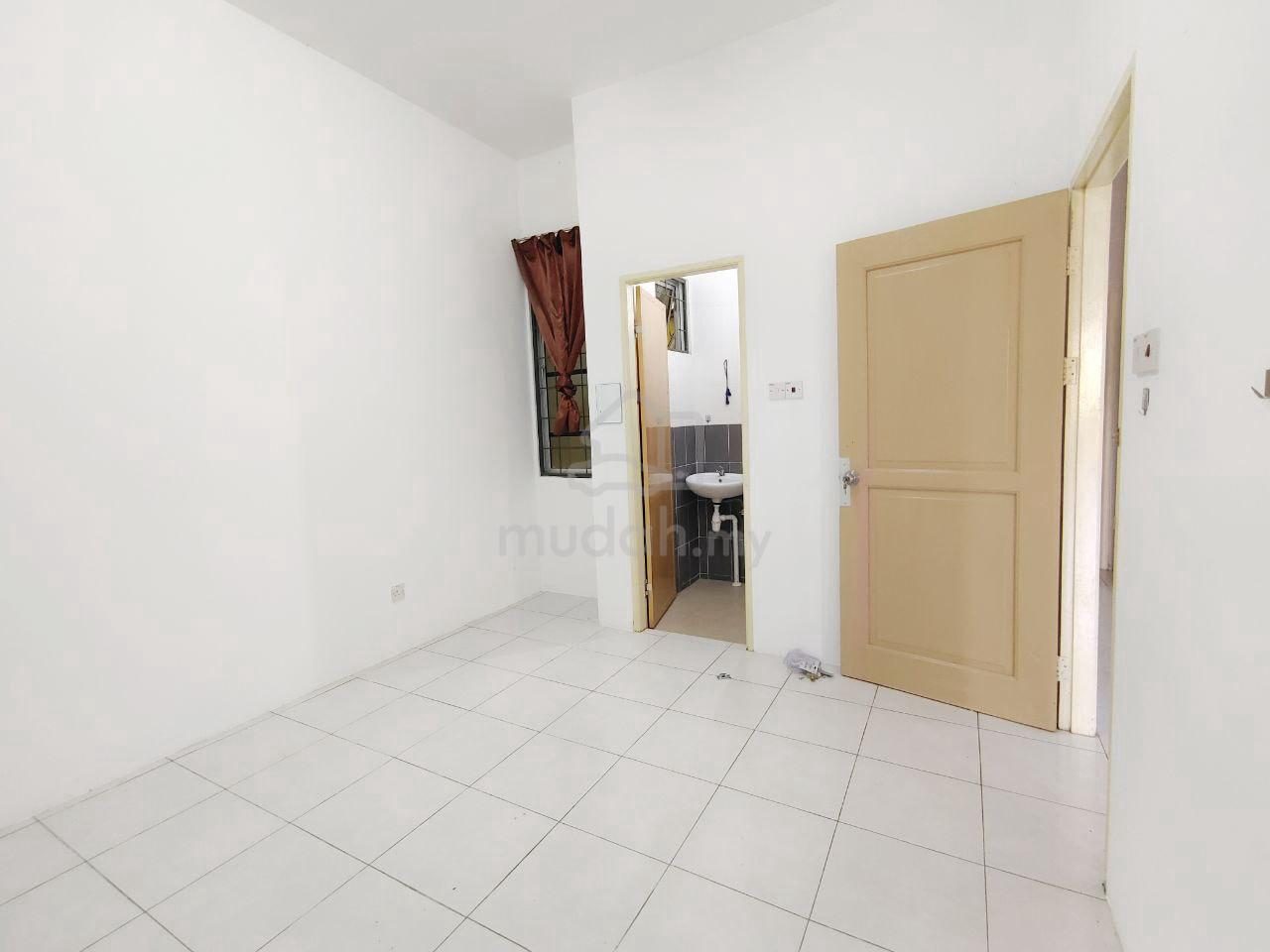 Taman Mutiara, Batu 9 Single Storeys Terrace Corner For Sale photo 3
