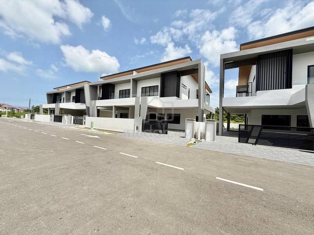 Bungalow, Miri – photo 3 of 3