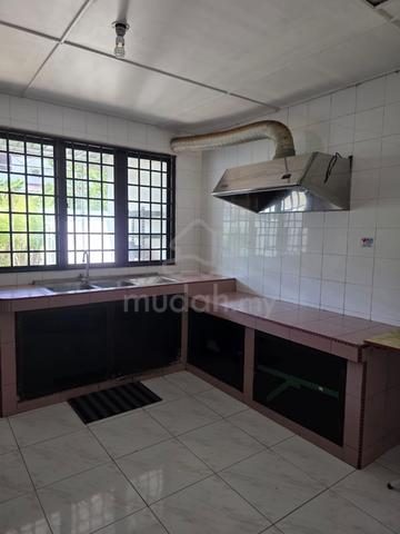 Jalan tun Hussein onn double storey rent photo 2