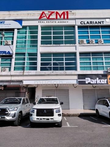 Under Market Value 3 Storey Shoplot at Lutong Baru Miri photo 1