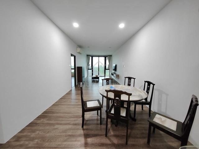 ROYAL OAK Apartment, AIRPORT ROAD photo 2