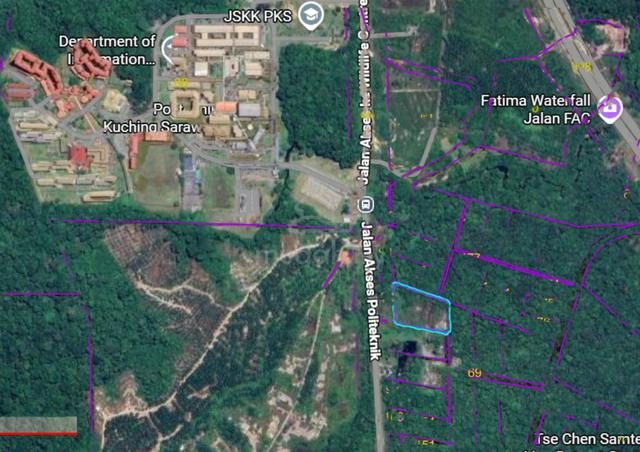 Mix Zone Country Land at Matang 13 Mile photo 1