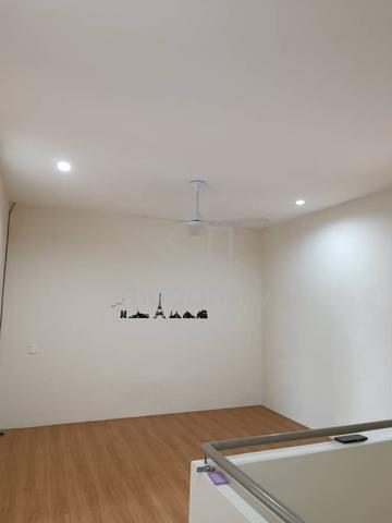 Townhouse, Samarahan – photo 3 of 3